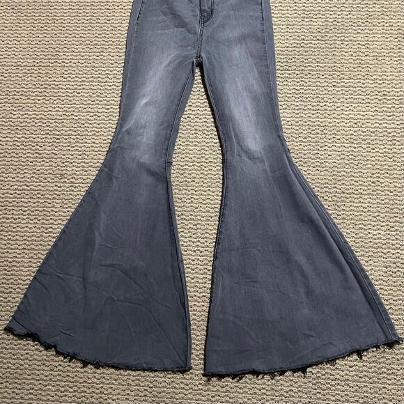 Free People Women Gray Just Float On Bell Bottom Flare Raw Hem Jeans Size 26 - Picture 7 of 12